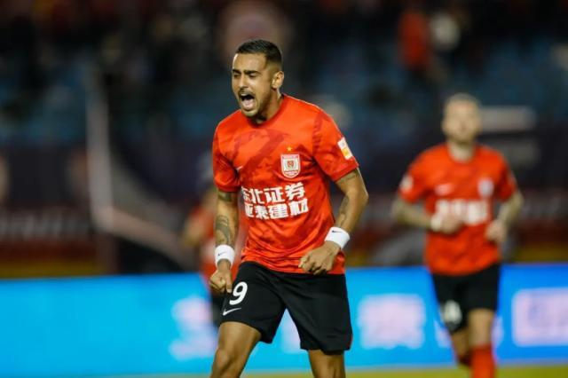 九游体育娱乐-【中超】莱昂纳多传射塞尔吉尼奥建功 亚泰4比1深足